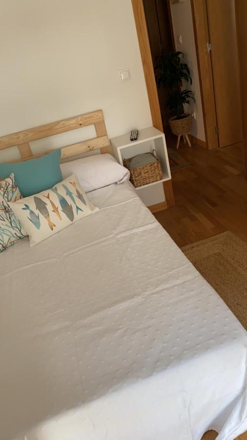 A Covina Apartment บิลาการ์เซีย เด อาโรว์ซา ภายนอก รูปภาพ