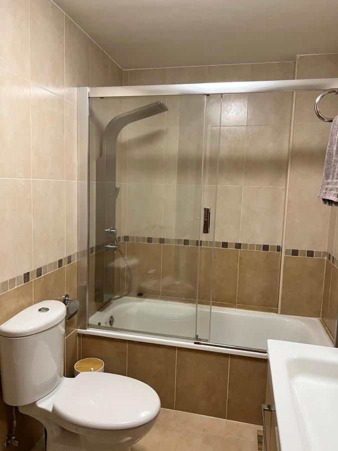 A Covina Apartment บิลาการ์เซีย เด อาโรว์ซา ภายนอก รูปภาพ